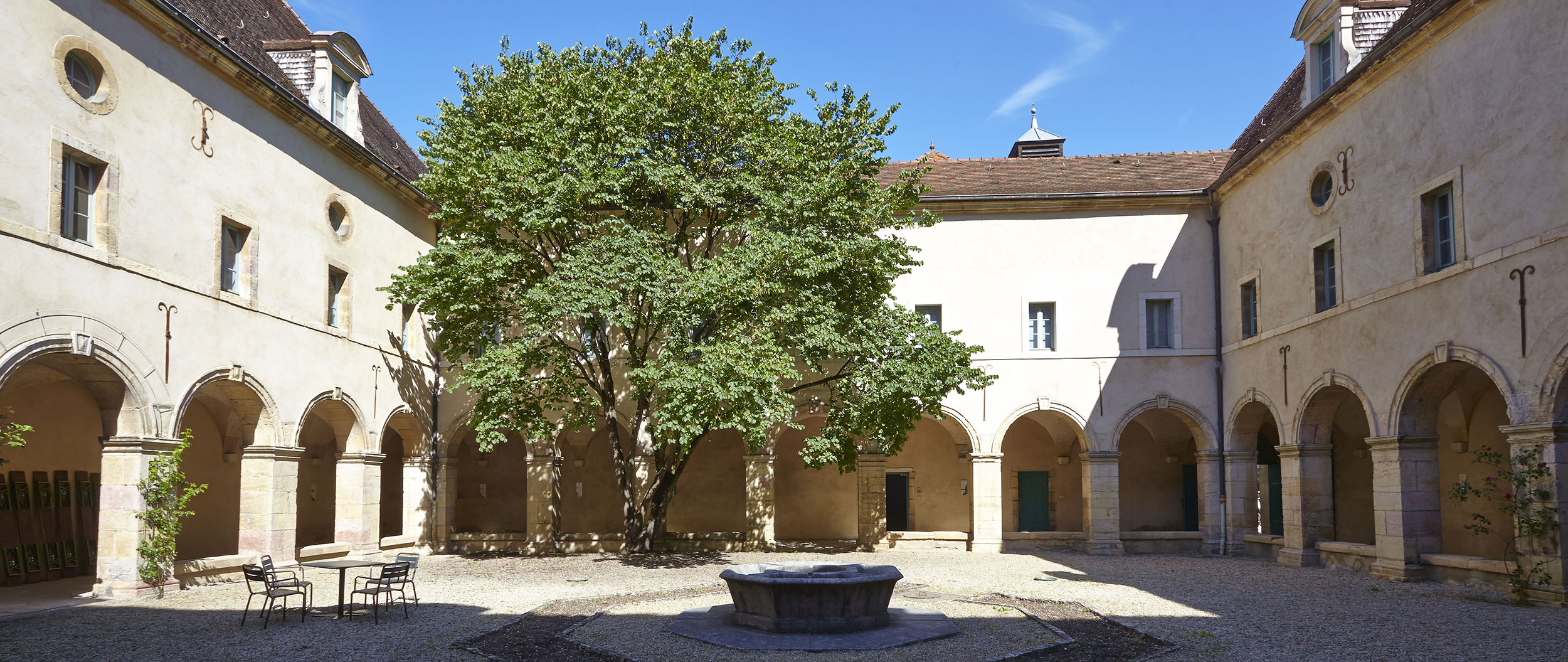 Musée de la Vie bourguignonne Perrin de Puycousin